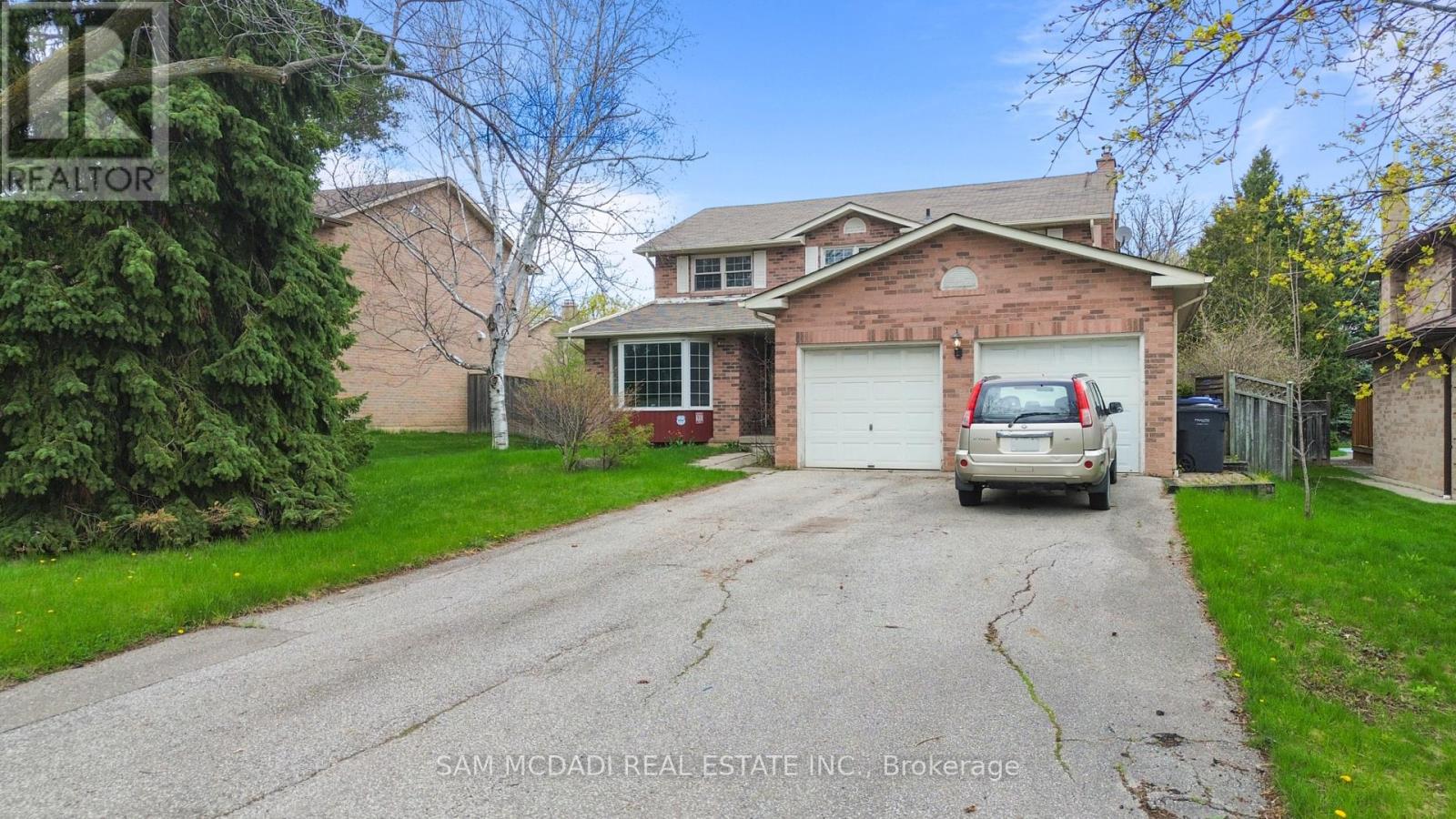 2138 Burbank Drive, Mississauga, Ontario  L5L 2T8 - Photo 2 - W13082722