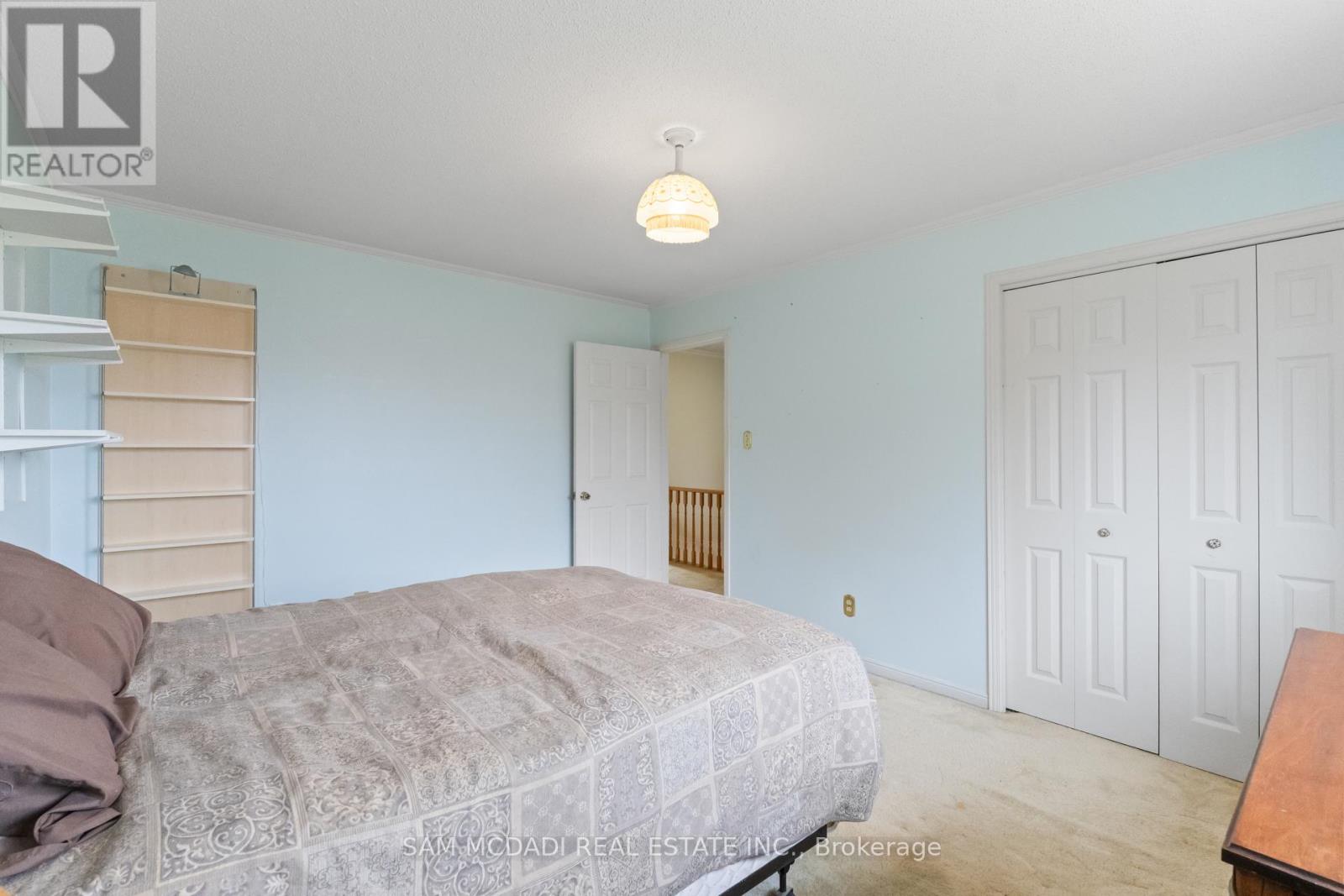 2138 Burbank Drive, Mississauga, Ontario  L5L 2T8 - Photo 25 - W13082722