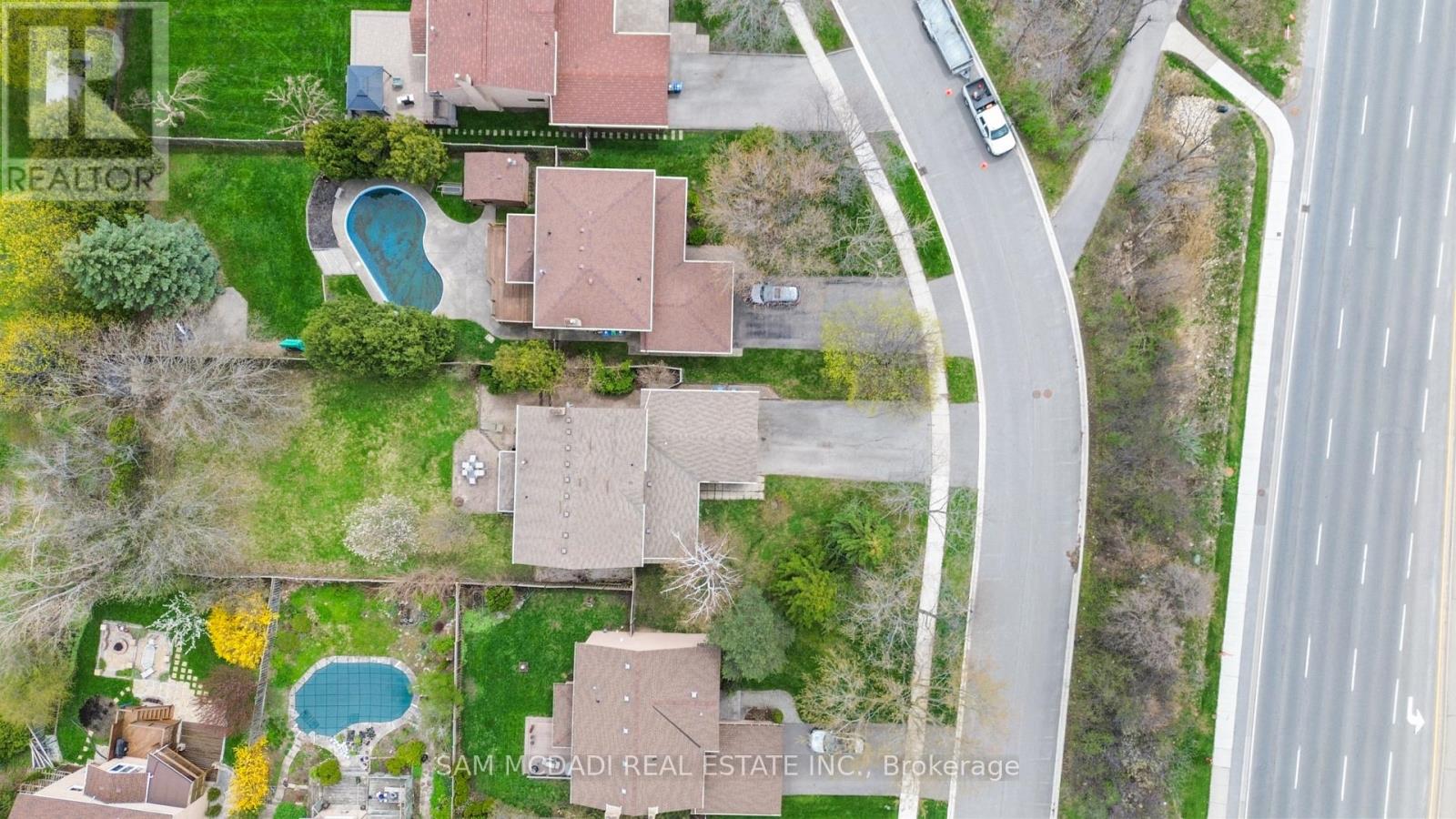 2138 Burbank Drive, Mississauga, Ontario  L5L 2T8 - Photo 36 - W13082722