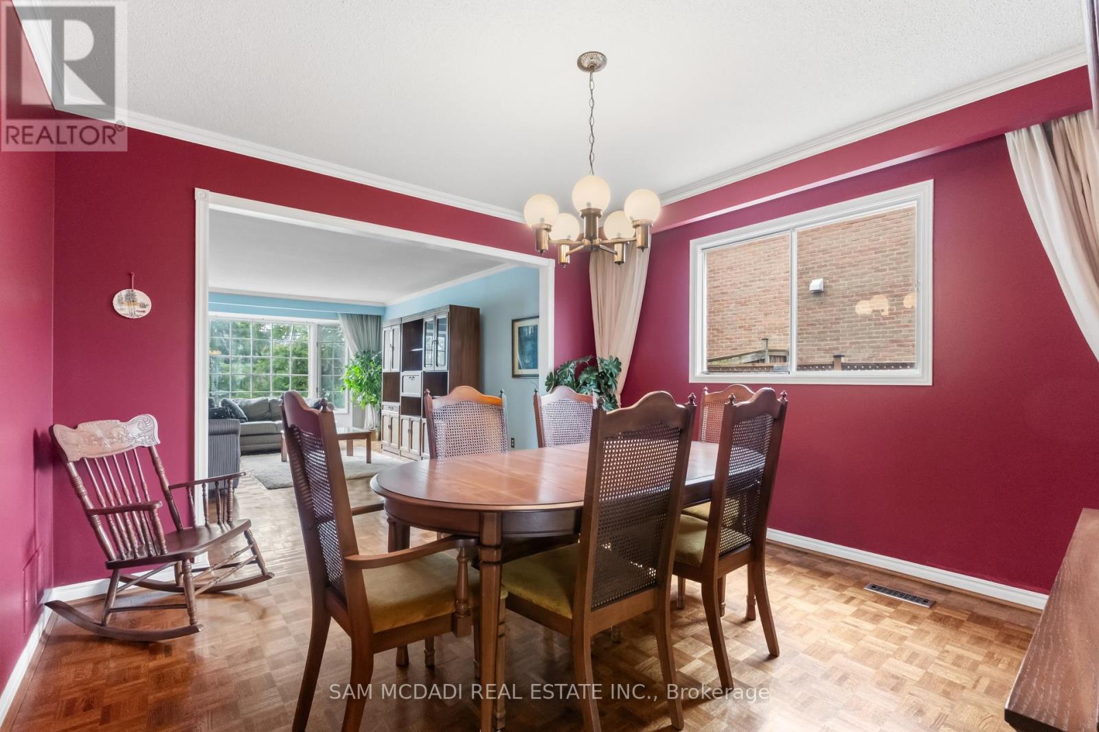 2138 Burbank Drive, Mississauga, Ontario  L5L 2T8 - Photo 8 - W13082722