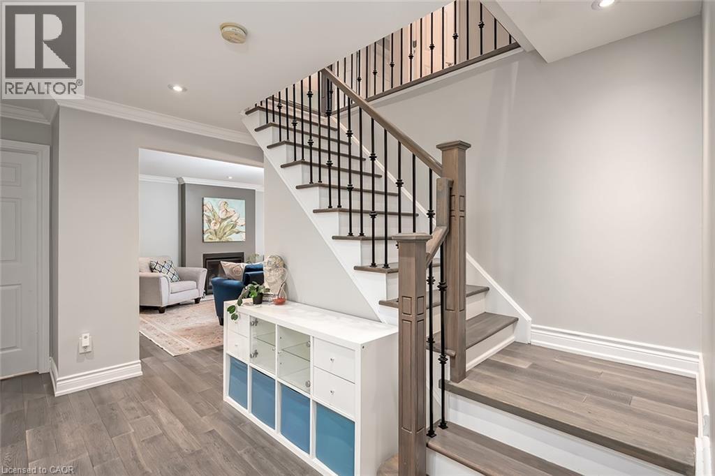 2475 Cavendish Drive, Burlington, Ontario  L7P 4A5 - Photo 6 - 40825664