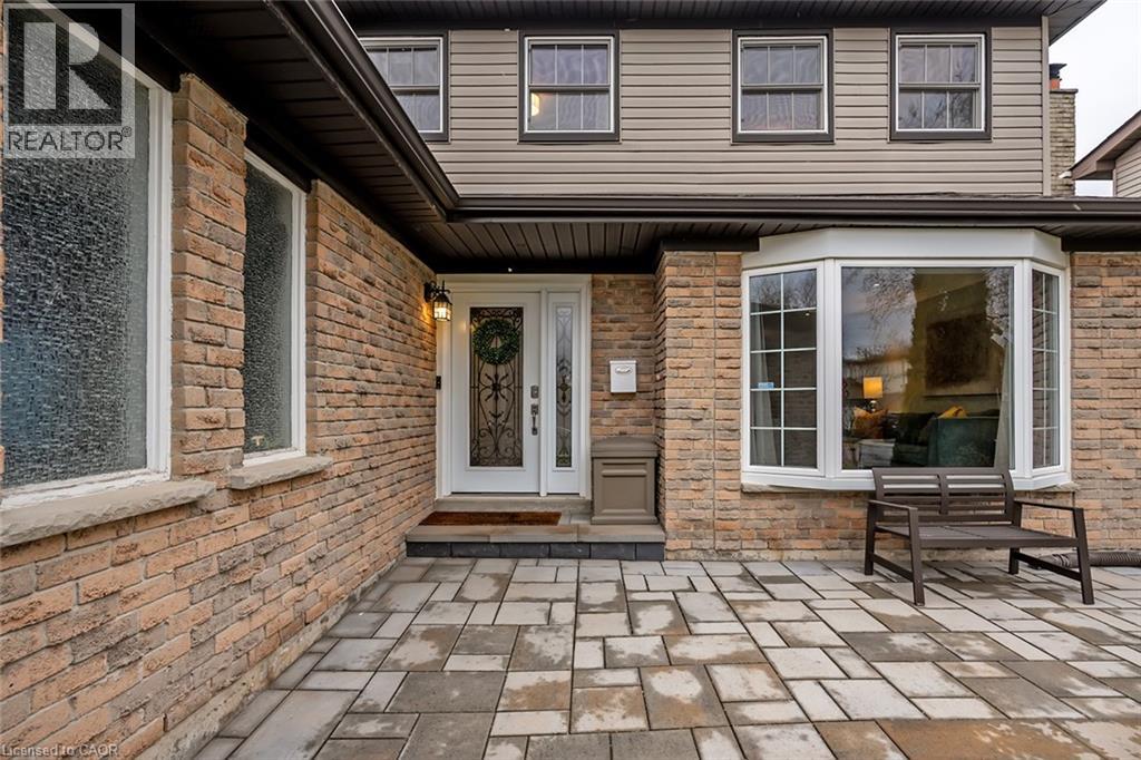 2475 Cavendish Drive, Burlington, Ontario  L7P 4A5 - Photo 3 - 40825664