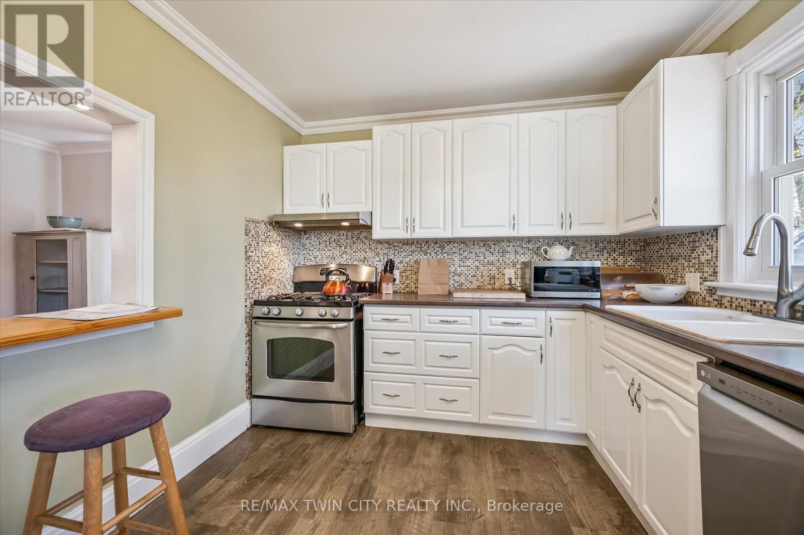15 Waterside Avenue, Cambridge, Ontario  N1R 1E8 - Photo 9 - X13082578