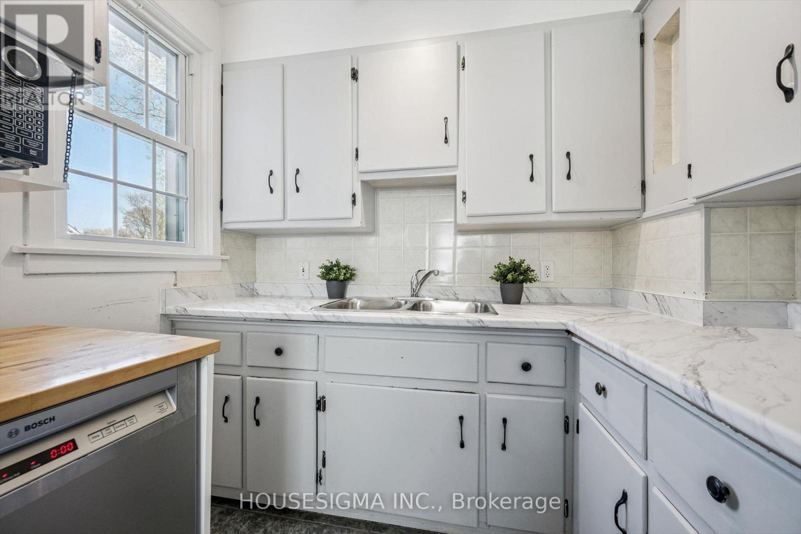 46 Seneca Drive, Kitchener, Ontario  N2M 3G9 - Photo 19 - X13082624