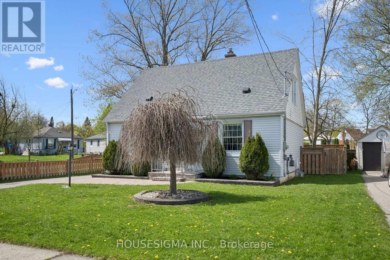 46 Seneca Drive, Kitchener, Ontario  N2M 3G9 - Photo 2 - X13082624