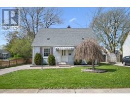 46 SENECA DRIVE, Kitchener, Ontario