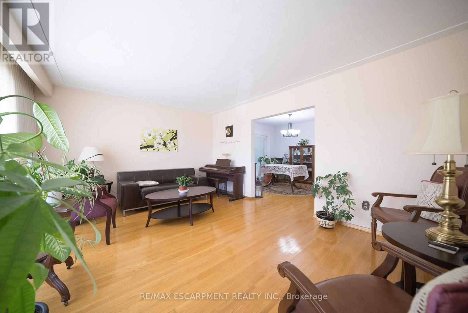 176 Kimberly Drive, Hamilton, Ontario  L8K 4L1 - Photo 4 - X13082630