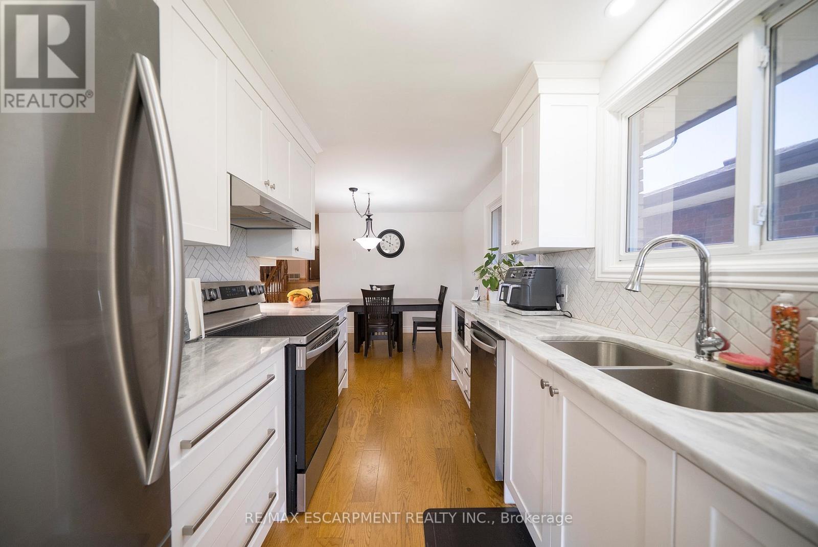 176 Kimberly Drive, Hamilton, Ontario  L8K 4L1 - Photo 6 - X13082630