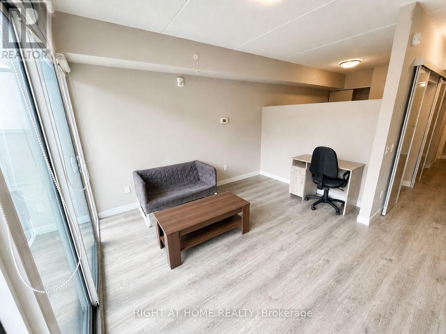 421 - 308 Lester Street, Waterloo, Ontario  N2L 3W6 - Photo 3 - X13082690