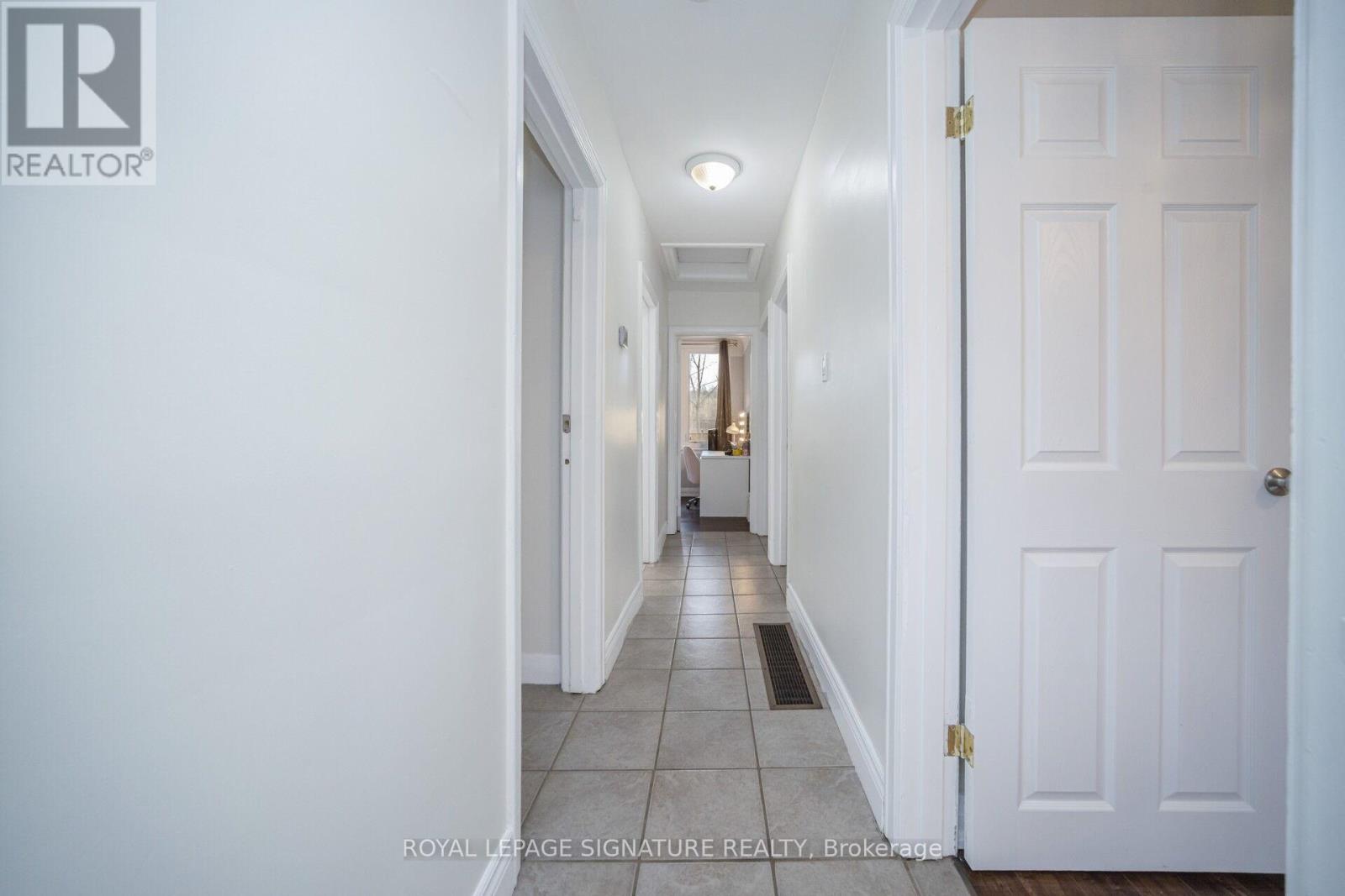 69 Glenmount Avenue, Hamilton, Ontario  L8S 2L3 - Photo 16 - X13082712