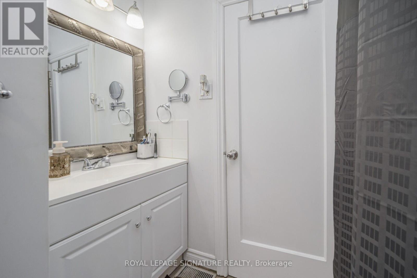 69 Glenmount Avenue, Hamilton, Ontario  L8S 2L3 - Photo 30 - X13082712