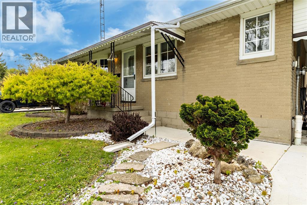 6 Biddell Avenue, Chatham, Ontario  N7L 1N3 - Photo 4 - 26010046