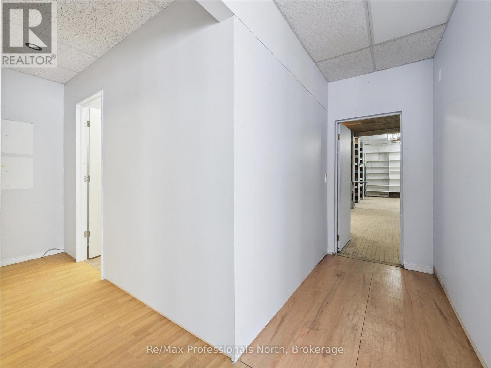 210-250 Brock Street, Gravenhurst, Ontario  P1P 1H4 - Photo 14 - X12733442