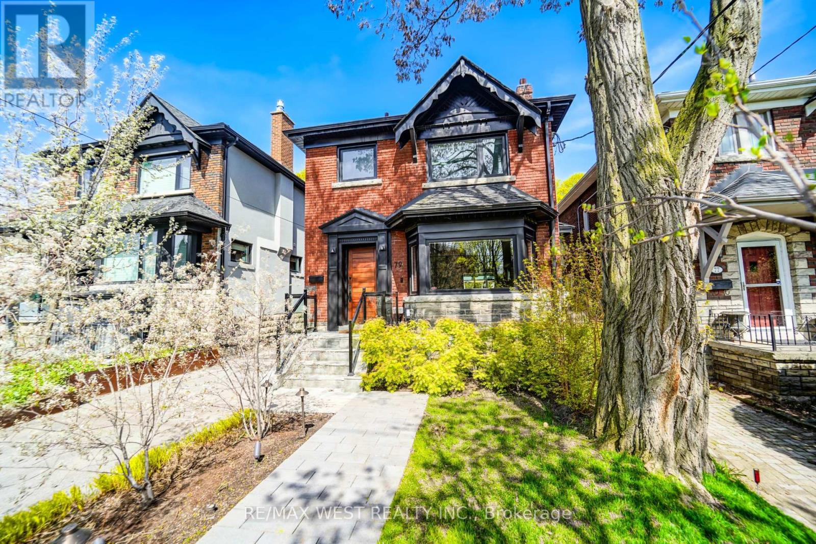 79 ELMSTHORPE AVENUE, Toronto, Ontario