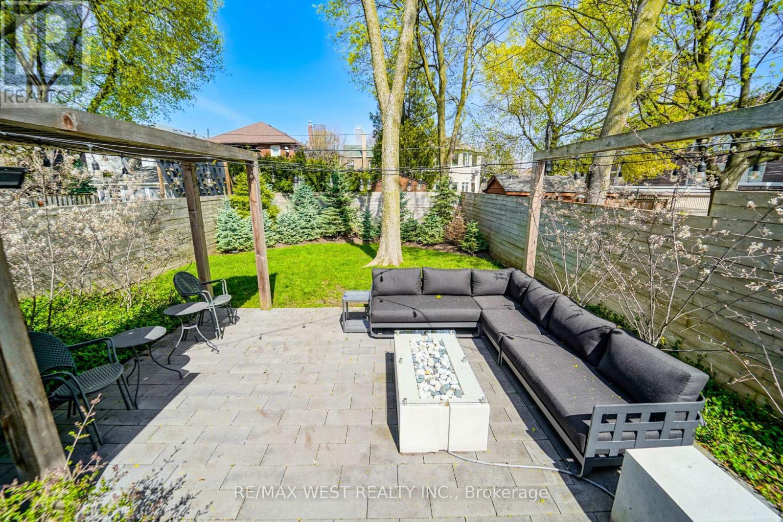 79 Elmsthorpe Avenue, Toronto, Ontario  M5P 2L8 - Photo 14 - C13041934