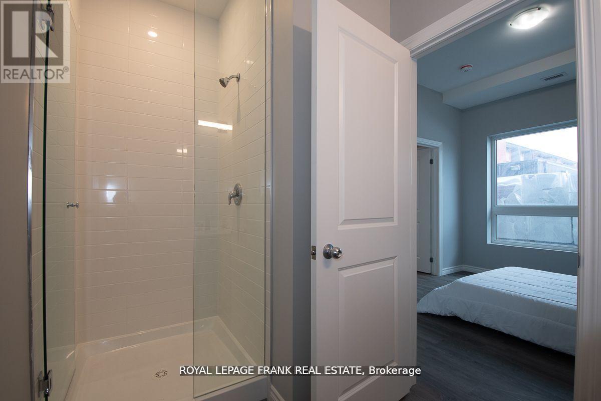 E2 - 513 Dundas Street E, Whitby, Ontario  L1N 0N4 - Photo 6 - E13082794