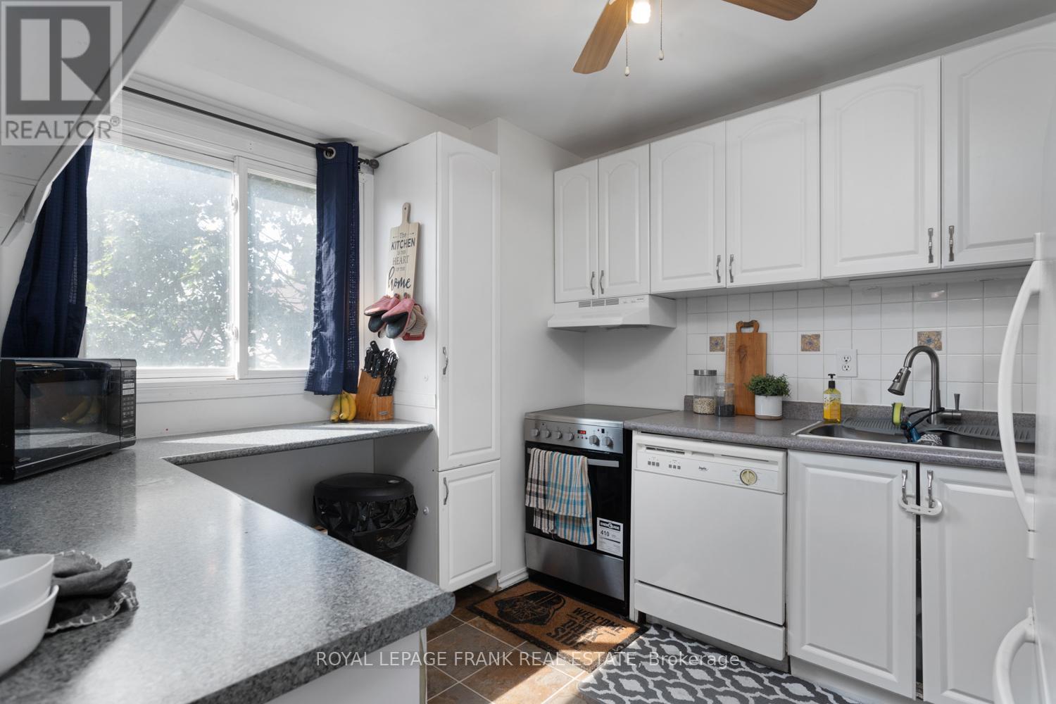 42 - 700 Harmony Road N, Oshawa, Ontario  L1K 1S2 - Photo 9 - E13082918