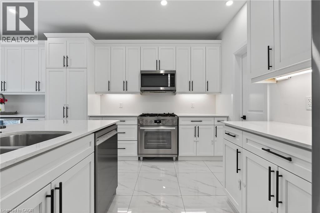 209 Jeffrey Place, Kitchener, Ontario  N2C 0C2 - Photo 7 - 40825607