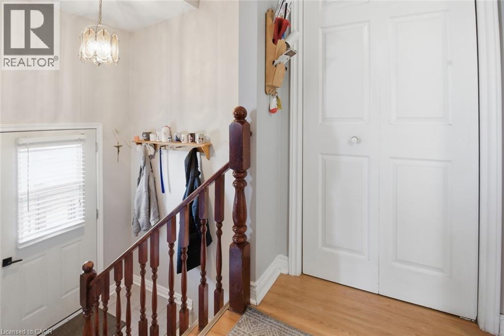 113 Commercial Street Unit# Upper, Welland, Ontario  L3B 5Z1 - Photo 4 - 40823799