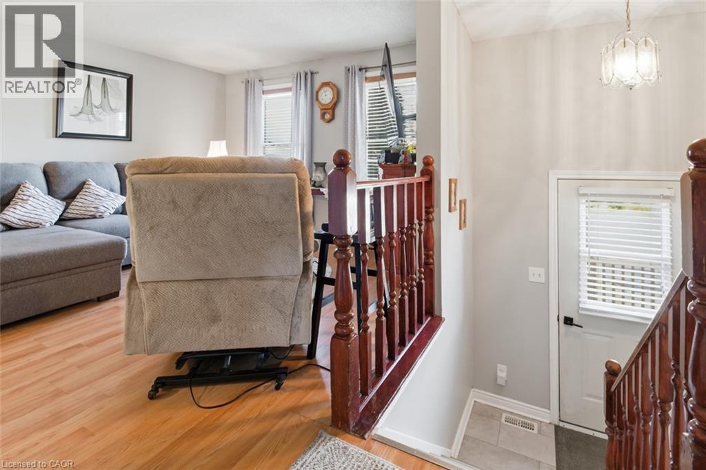 113 Commercial Street Unit# Upper, Welland, Ontario  L3B 5Z1 - Photo 5 - 40823799