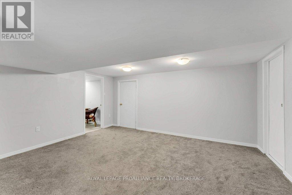 302 Arrowhead Place, Kingston, Ontario  K7M 3L3 - Photo 38 - X13082900