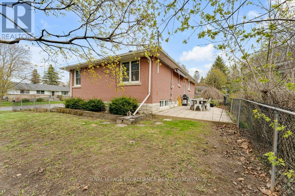 302 Arrowhead Place, Kingston, Ontario  K7M 3L3 - Photo 43 - X13082900