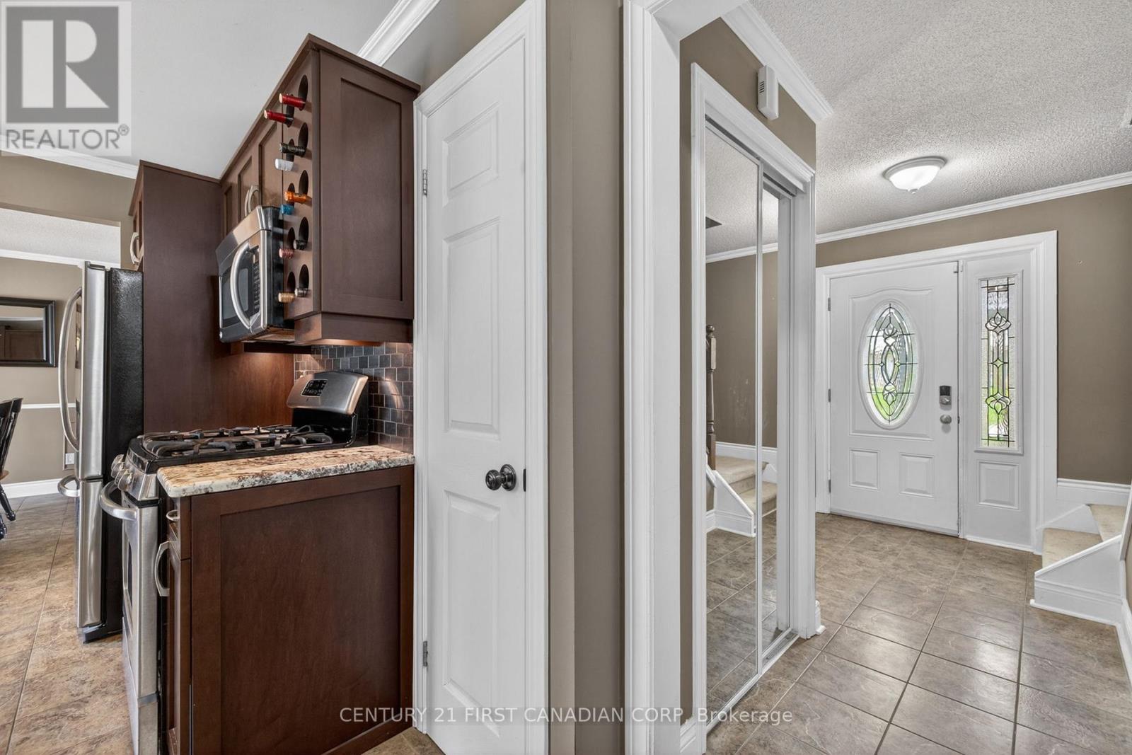 1093 Viscount Road, London South, Ontario  N6K 1H9 - Photo 8 - X13082846