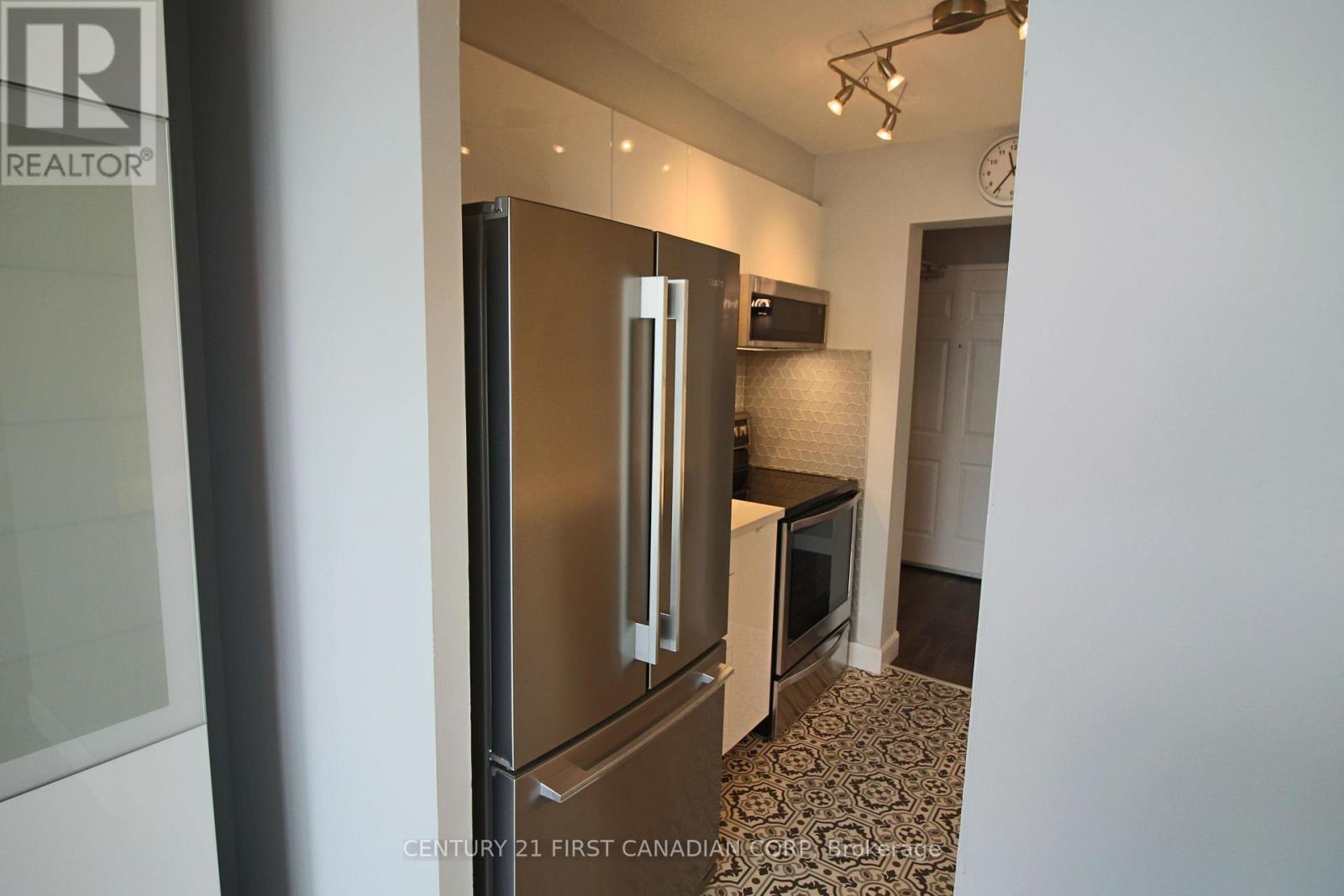 1902 - 323 Colborne Street, London East, Ontario  N6B 3N8 - Photo 16 - X13082886