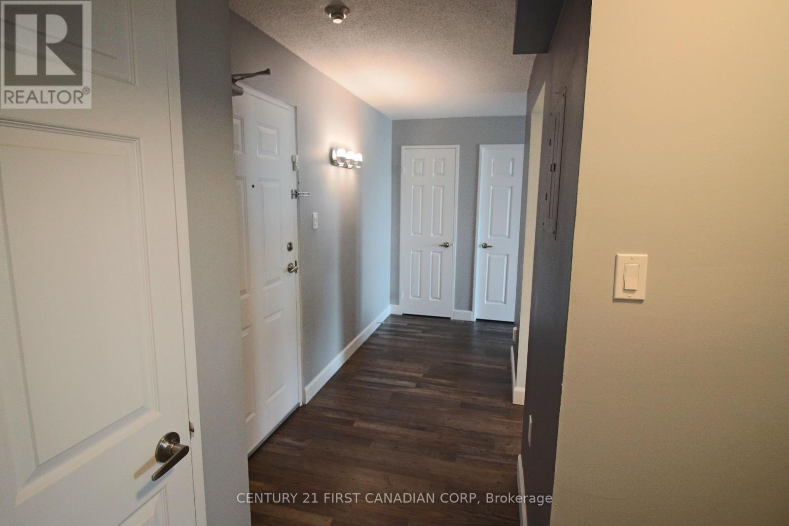 1902 - 323 Colborne Street, London East, Ontario  N6B 3N8 - Photo 17 - X13082886