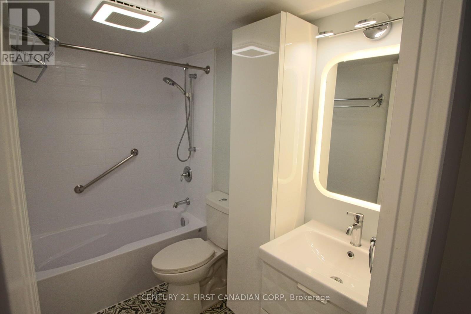 1902 - 323 Colborne Street, London East, Ontario  N6B 3N8 - Photo 22 - X13082886