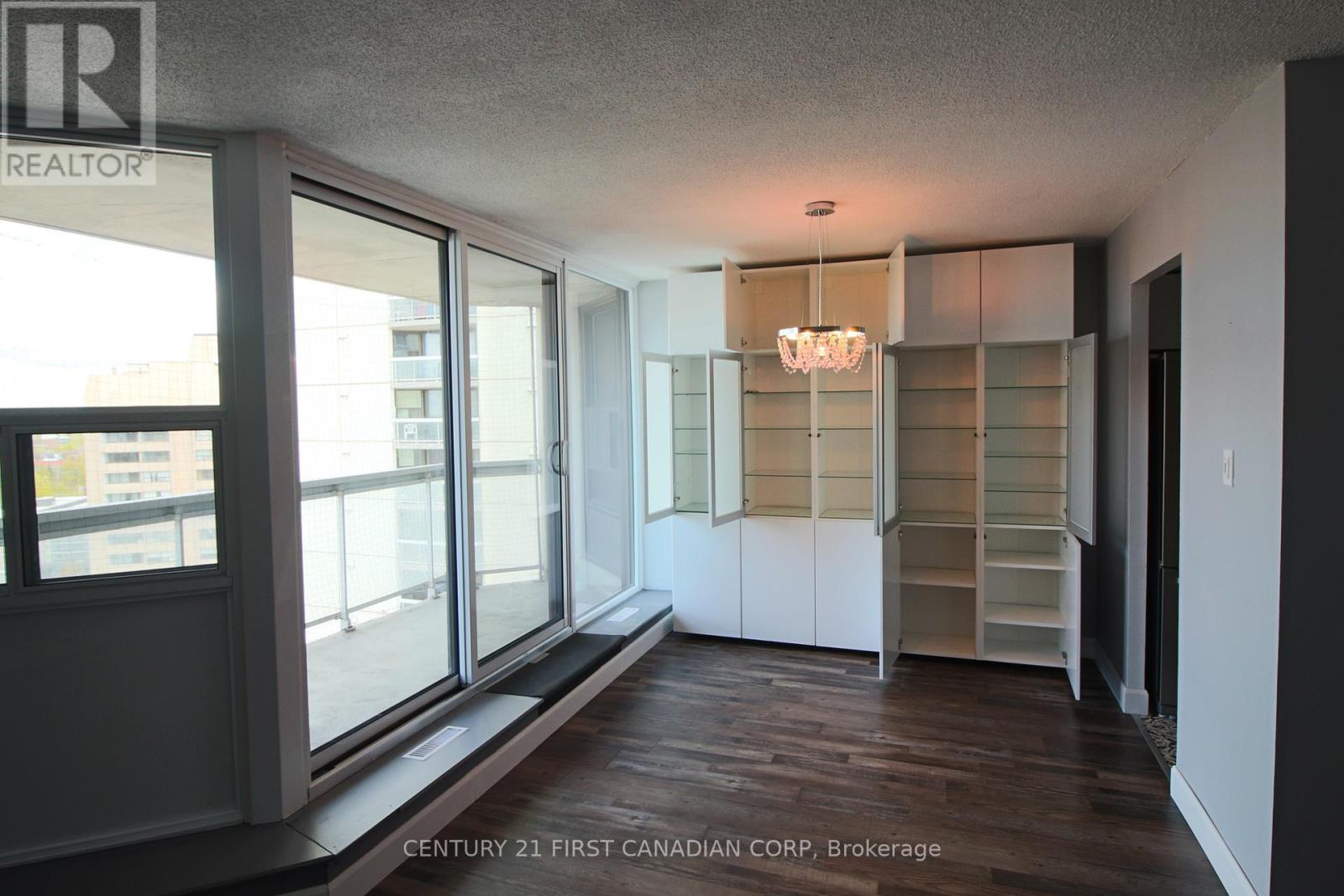1902 - 323 Colborne Street, London East, Ontario  N6B 3N8 - Photo 9 - X13082886
