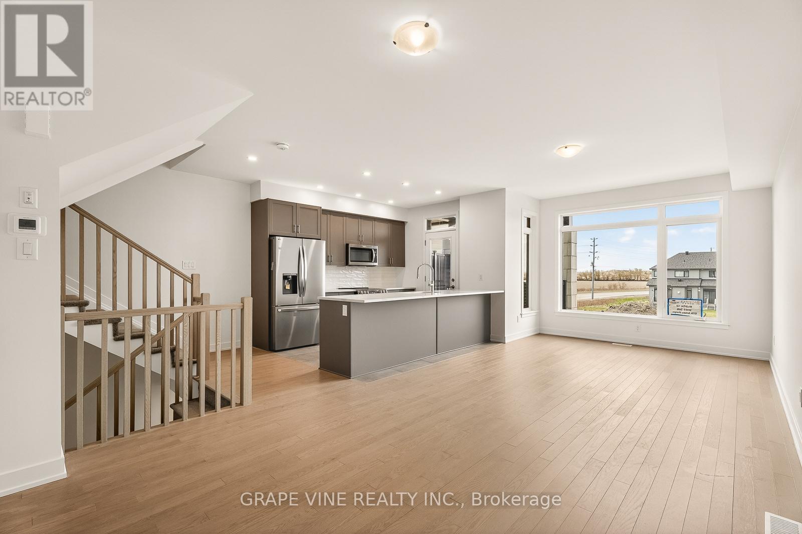 578 Arbia Ridge, Ottawa, Ontario  K2S 2S4 - Photo 10 - X13082922