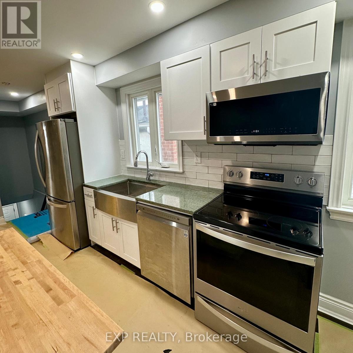 Upper - 6 Lapp Street, Toronto, Ontario  M6N 3W6 - Photo 6 - W13082926