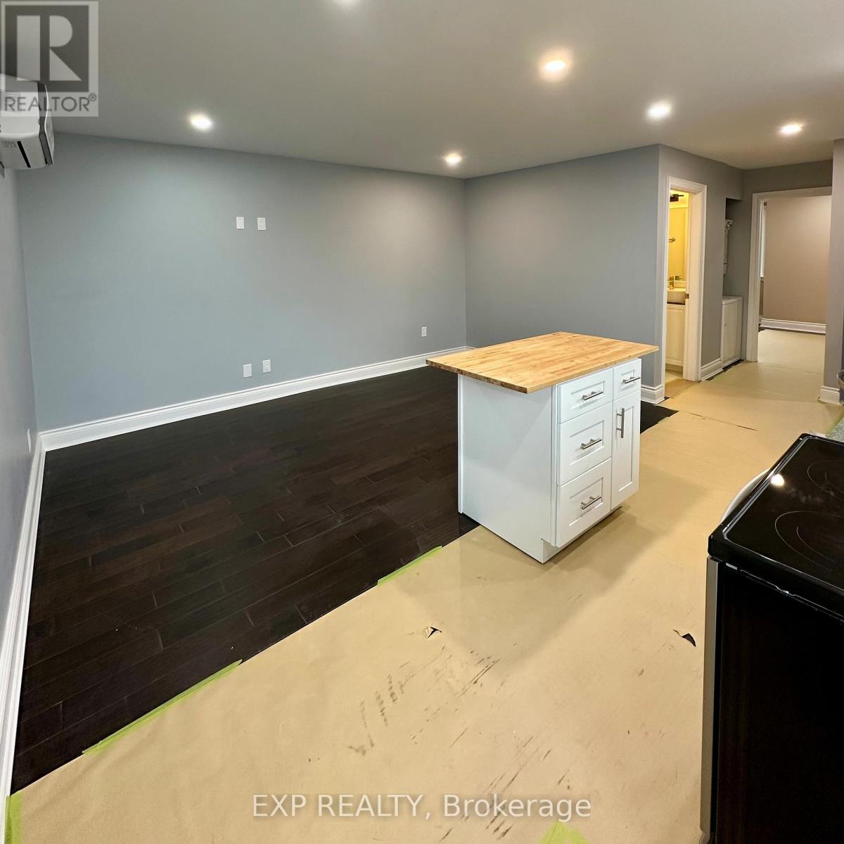 Upper - 6 Lapp Street, Toronto, Ontario  M6N 3W6 - Photo 7 - W13082926