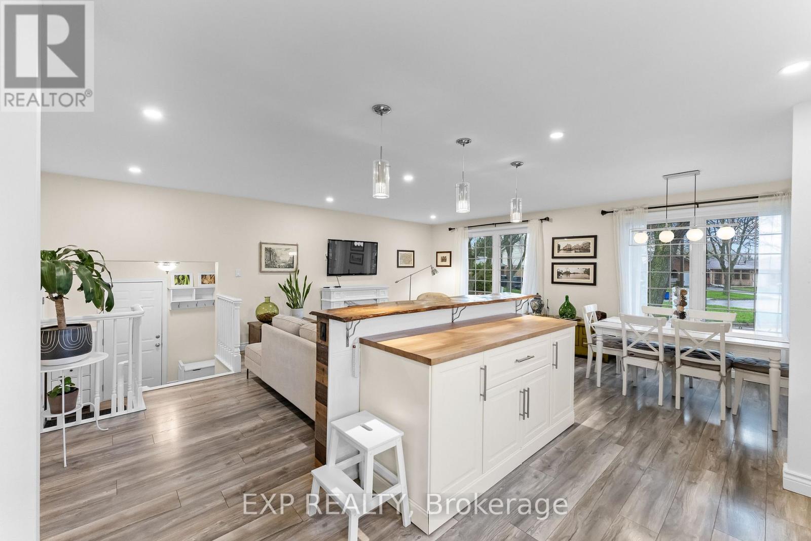 6447 Kendale Court, Niagara Falls (West Wood), Ontario  L2H 1Z2 - Photo 14 - X13082754