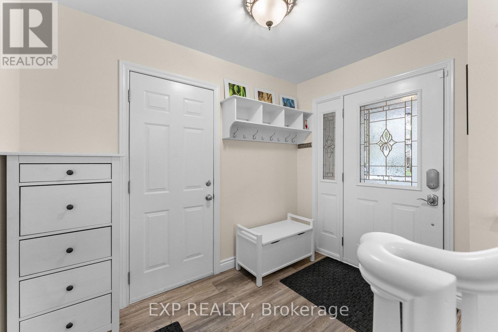 6447 Kendale Court, Niagara Falls (West Wood), Ontario  L2H 1Z2 - Photo 6 - X13082754