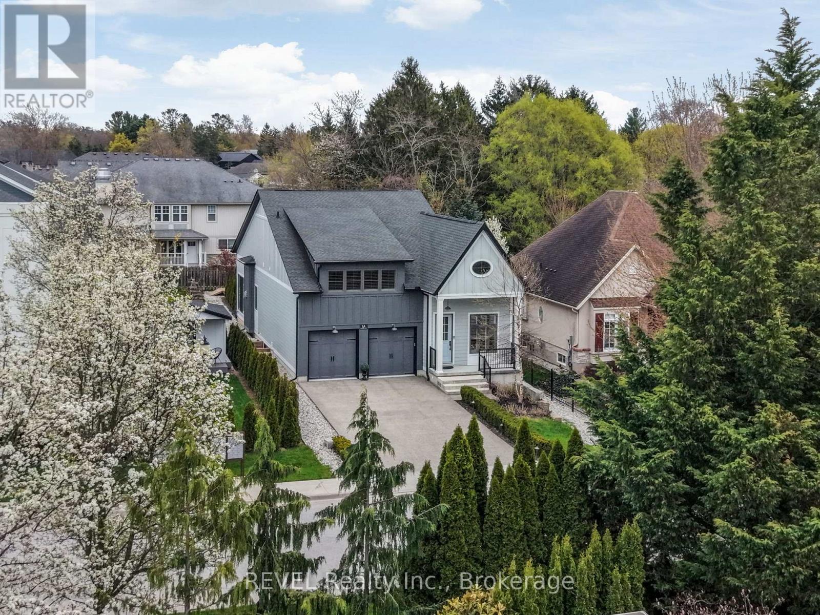 1A BAY BERRY LANE, Niagara-on-the-Lake, Ontario