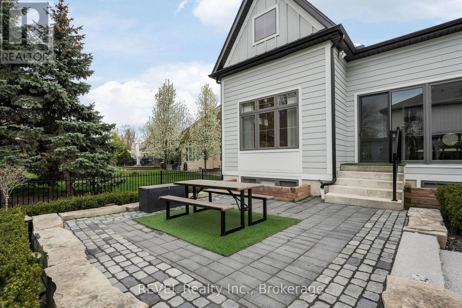 1a Bay Berry Lane, Niagara-On-The-Lake, Ontario  L0S 1J0 - Photo 46 - X13082862