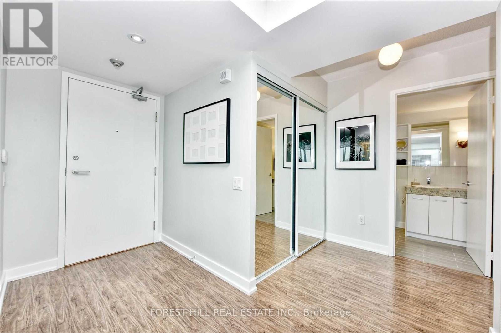 609 - 15 Singer Court, Toronto (Bayview Village), Ontario  M2K 0B1 - Photo 2 - C13082790
