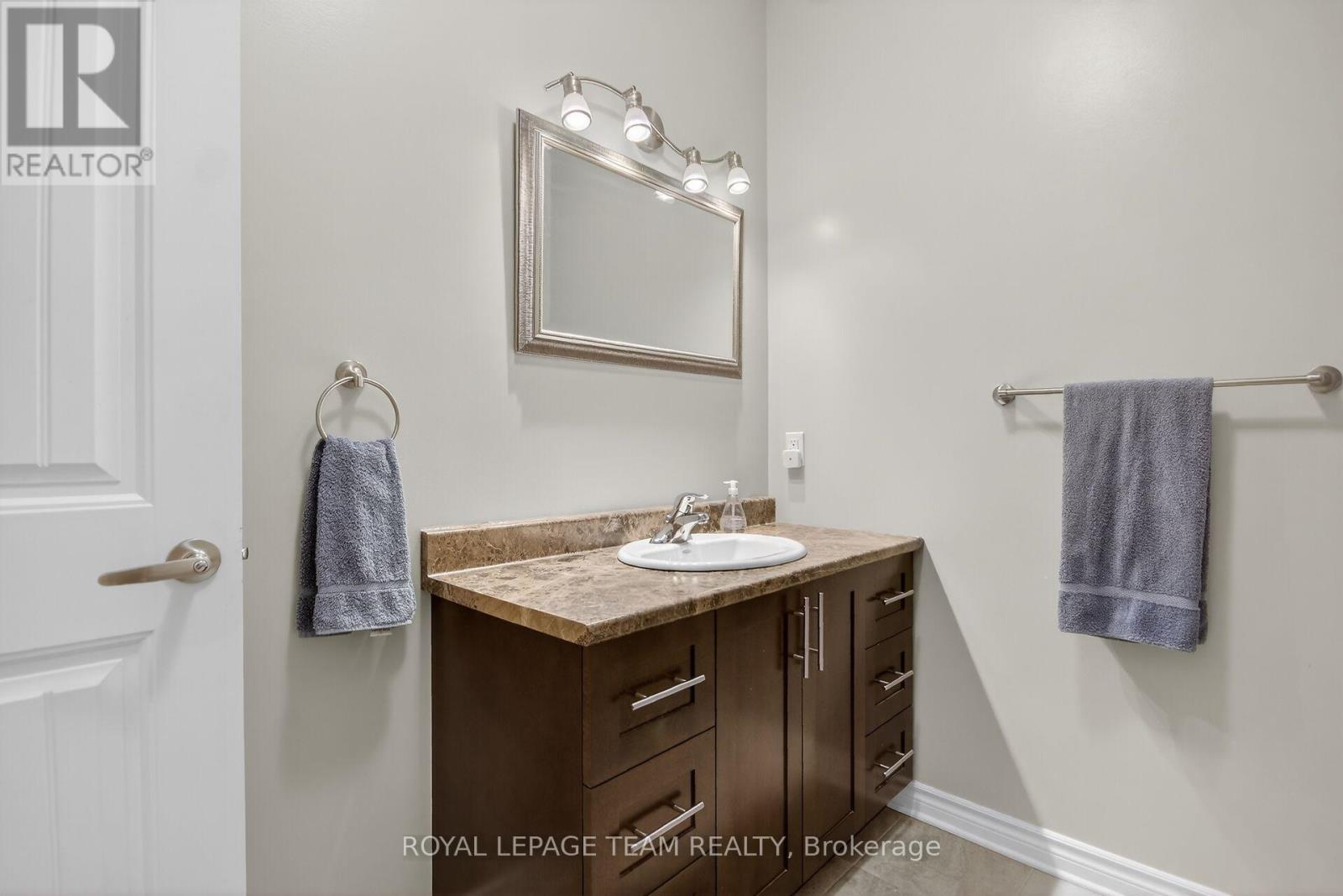 286 Dean Ridge Road, Drummond/north Elmsley, Ontario  K7C 0E1 - Photo 22 - X12822120