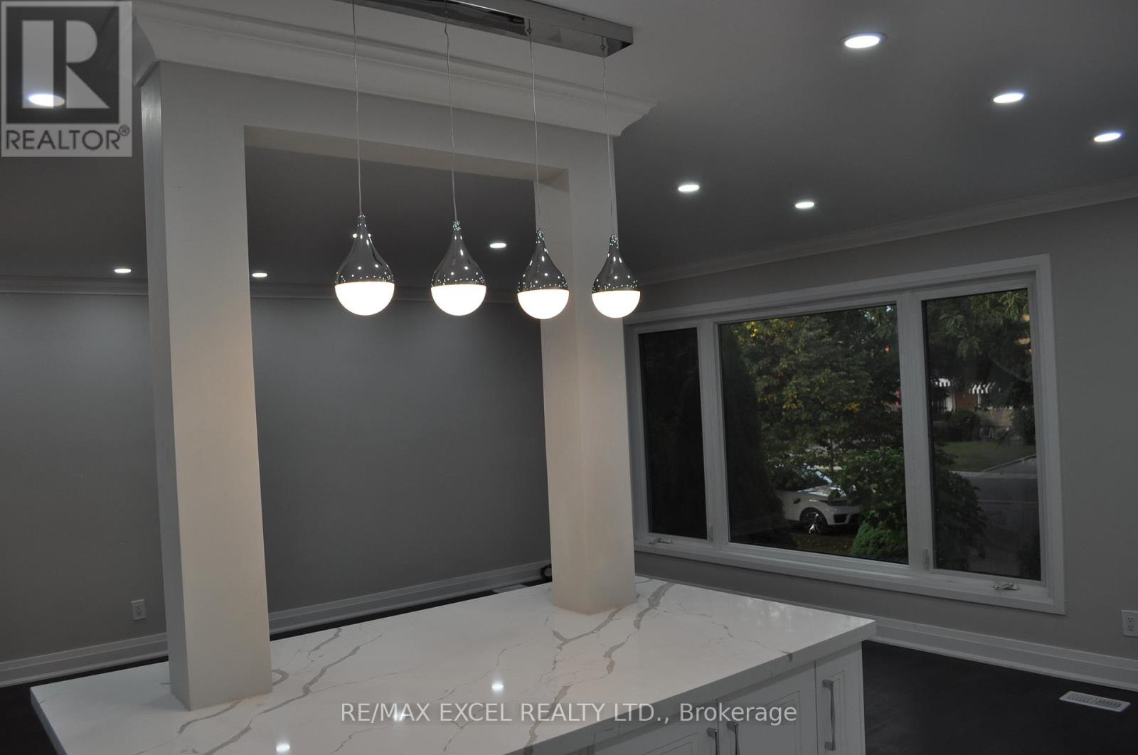 120 Hiscock(Main Floor) Boulevard, Toronto, Ontario  M1G 1T4 - Photo 13 - E13082744