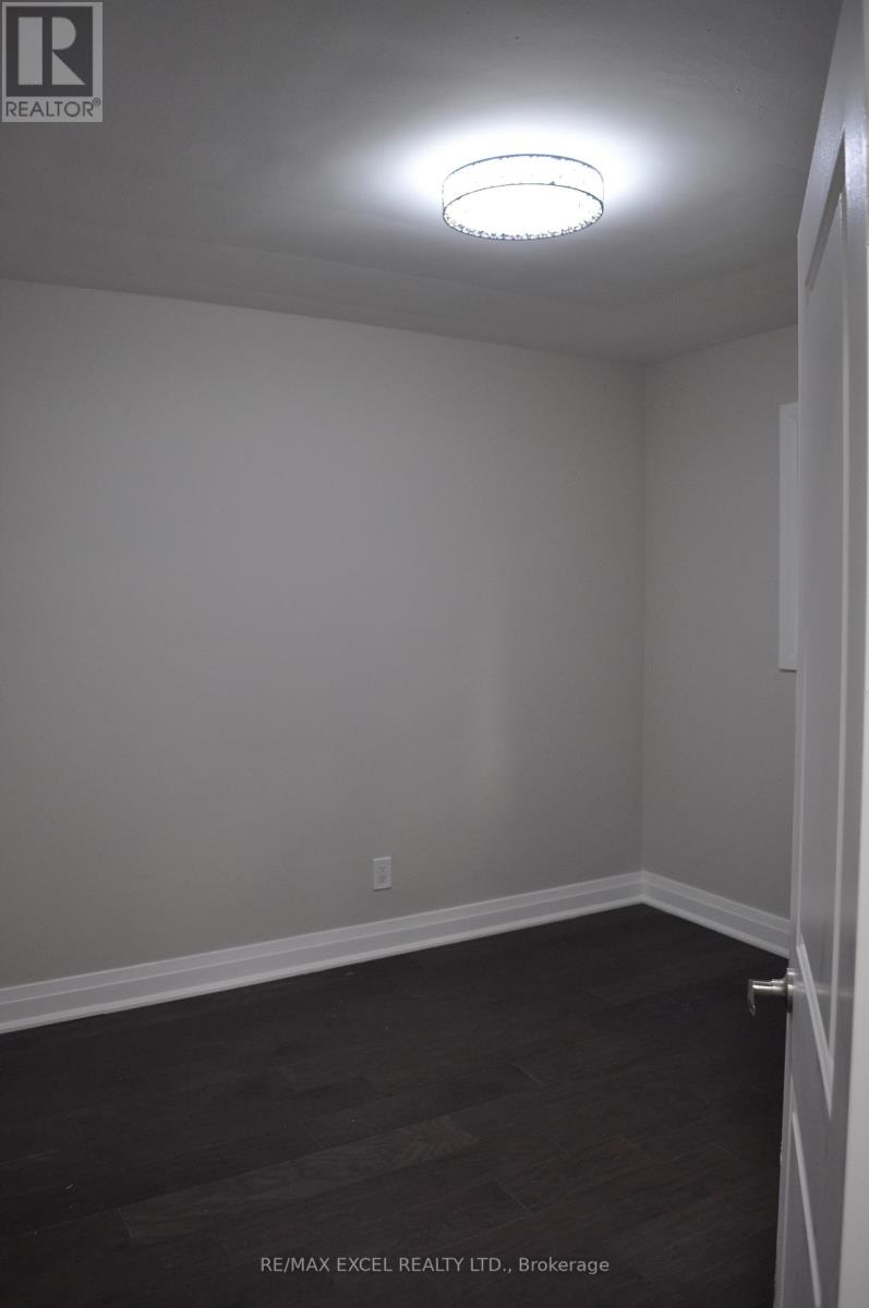 120 Hiscock(Main Floor) Boulevard, Toronto, Ontario  M1G 1T4 - Photo 19 - E13082744
