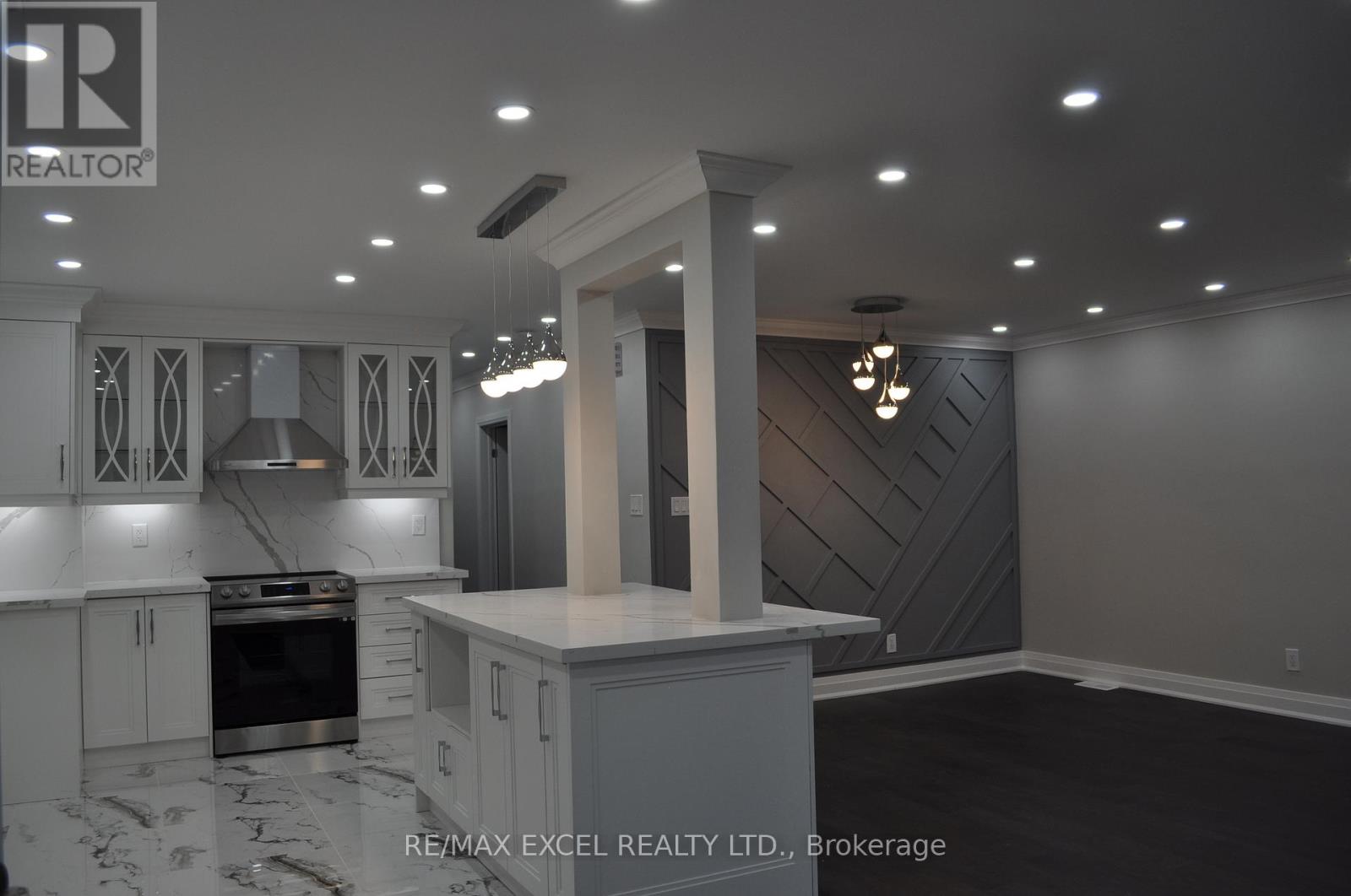 120 Hiscock(Main Floor) Boulevard, Toronto, Ontario  M1G 1T4 - Photo 3 - E13082744