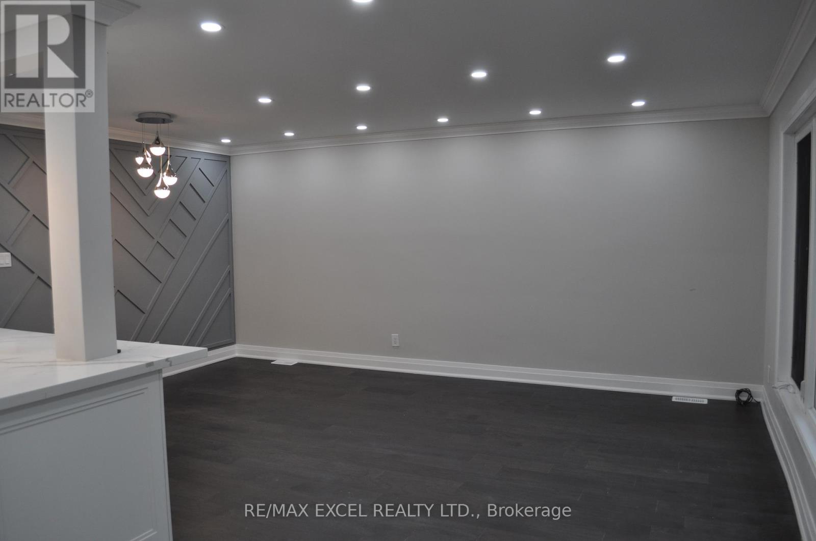 120 Hiscock(Main Floor) Boulevard, Toronto, Ontario  M1G 1T4 - Photo 8 - E13082744
