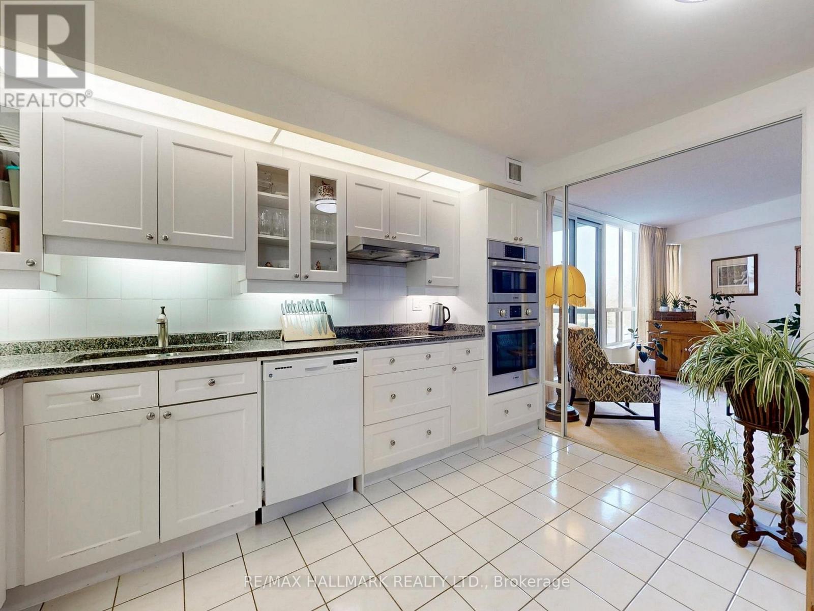 222 - 10 Guildwood Parkway, Toronto, Ontario  M1E 5B5 - Photo 18 - E13082766