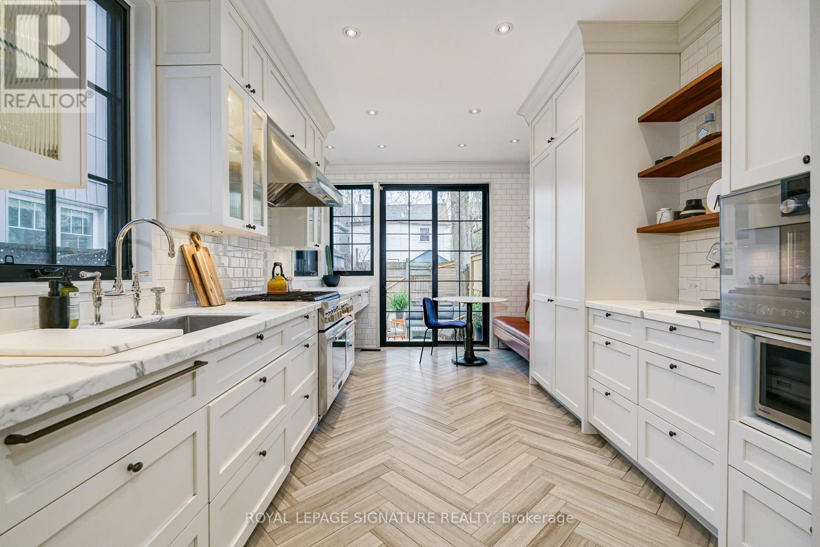 61 Mcgee Street, Toronto, Ontario  M4M 2L1 - Photo 12 - E13082816
