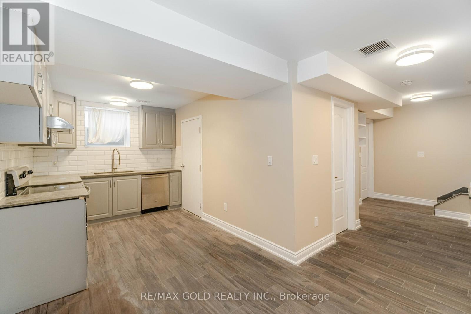 161 Adelaide Avenue E, Oshawa (O'neill), Ontario  L1G 1Z2 - Photo 32 - E13082880