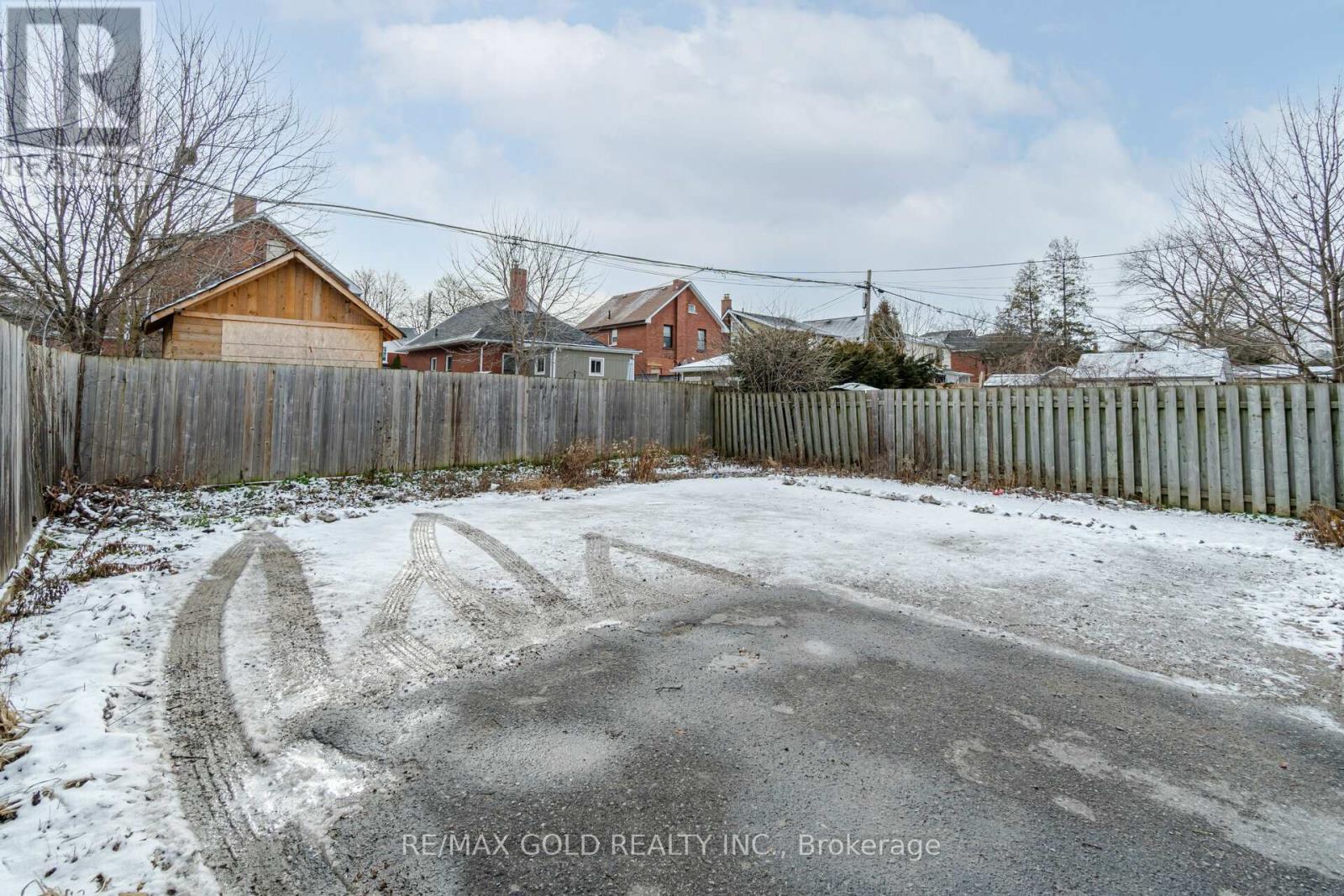 161 Adelaide Avenue E, Oshawa (O'neill), Ontario  L1G 1Z2 - Photo 43 - E13082880