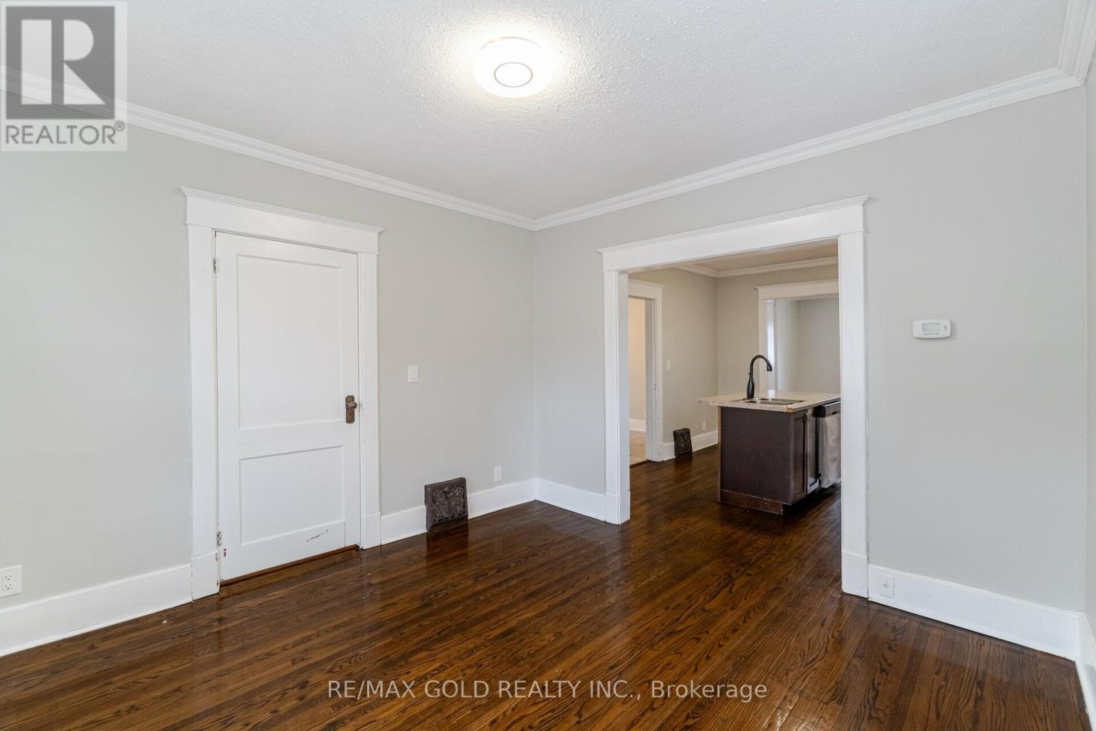 161 Adelaide Avenue E, Oshawa (O'neill), Ontario  L1G 1Z2 - Photo 7 - E13082880