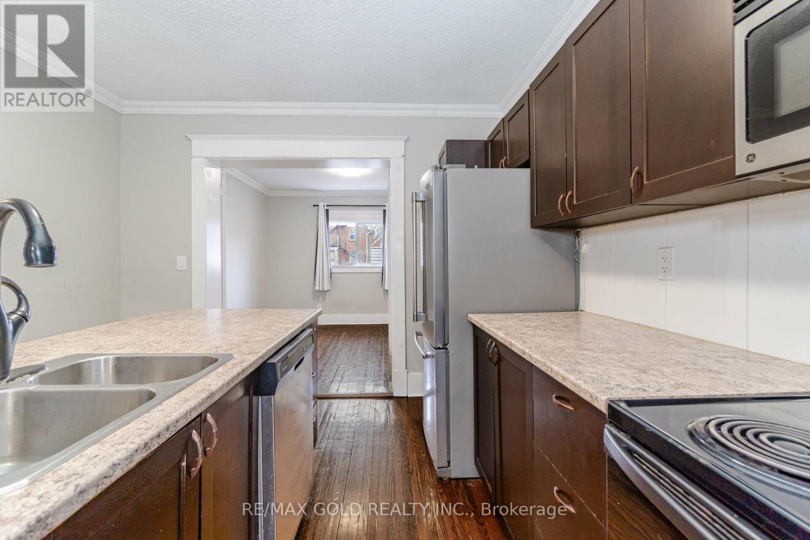 161 Adelaide Avenue E, Oshawa (O'neill), Ontario  L1G 1Z2 - Photo 9 - E13082880